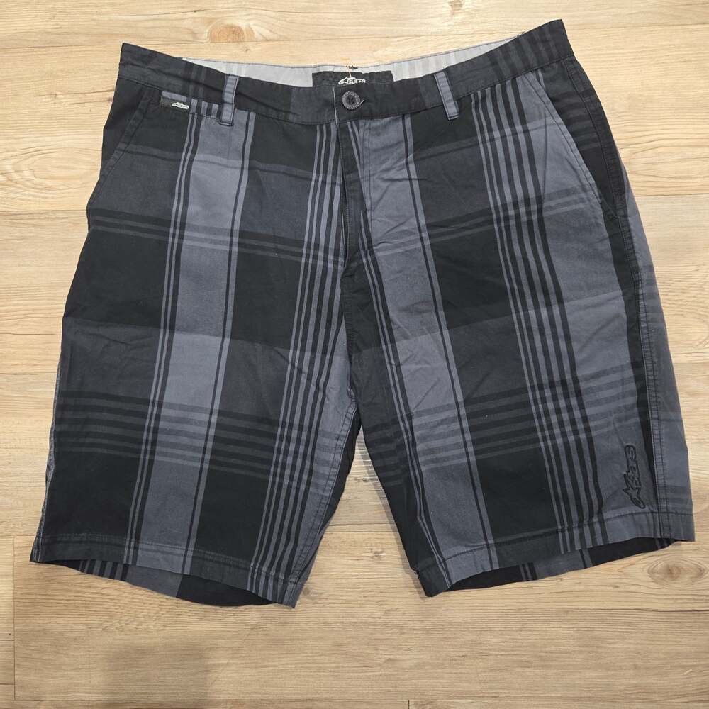 Alpinestars Men's Plaid Flat Front Cotton Casual Shorts Size 38